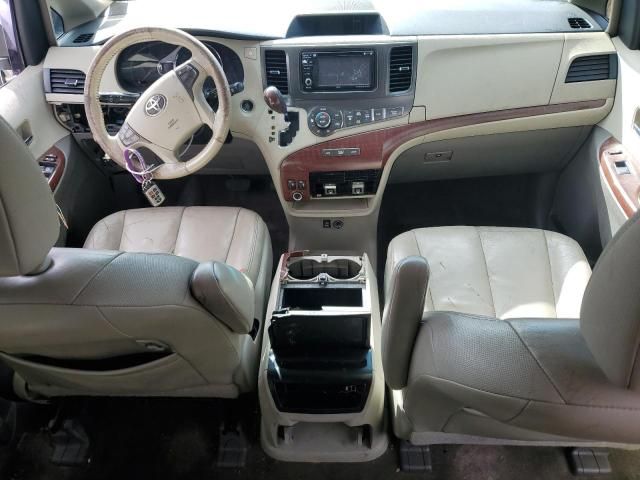 2012 Toyota Sienna XLE