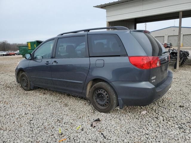 2009 Toyota Sienna CE