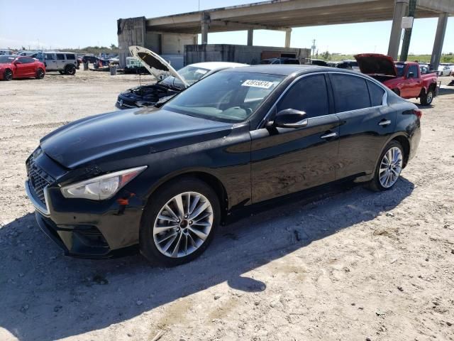 2021 Infiniti Q50 Luxe