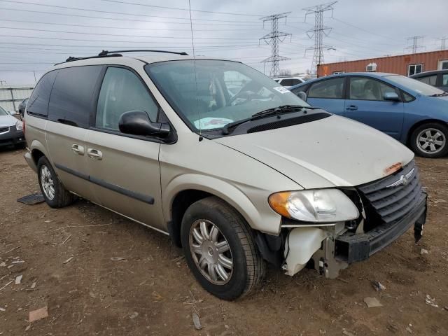 2005 Chrysler Town & Country