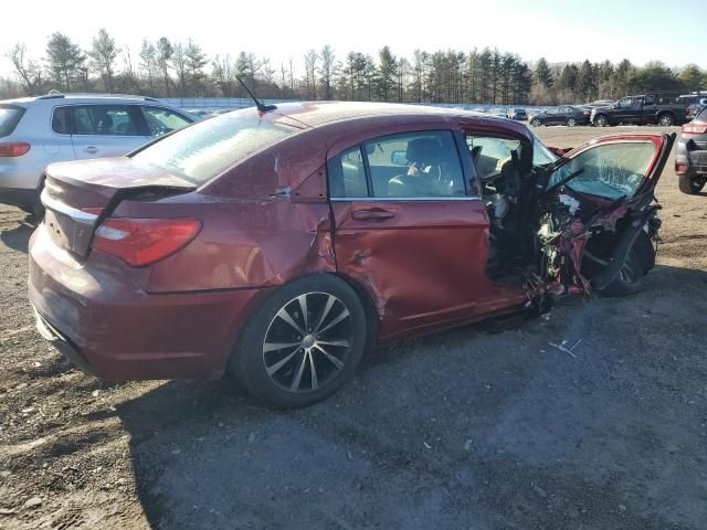 2013 Chrysler 200 Limited