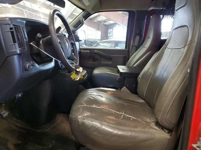 2016 Chevrolet Express G2500