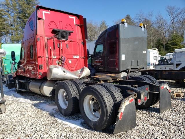 2019 Freightliner Cascadia 125