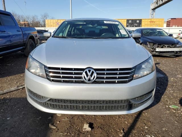 2013 Volkswagen Passat SE