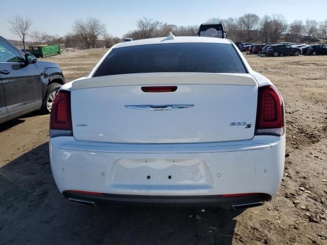 2016 Chrysler 300 S