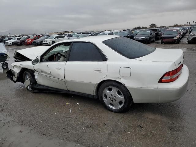 2000 Lexus ES 300