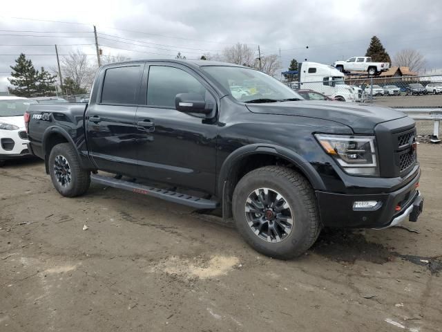 2023 Nissan Titan SV