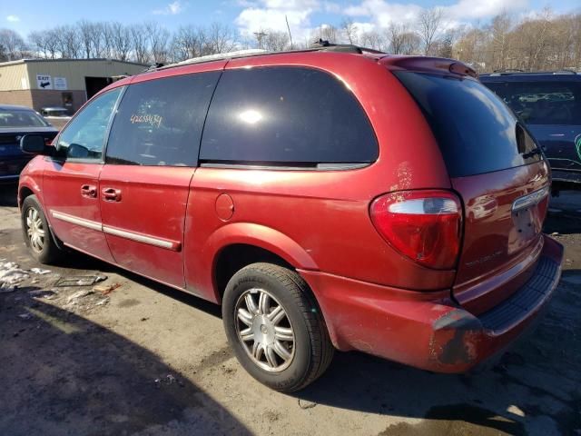 2005 Chrysler Town & Country Touring