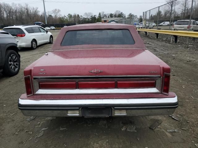 1984 Lincoln Town Car