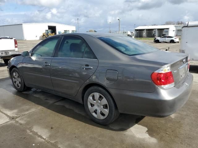 2005 Toyota Camry LE