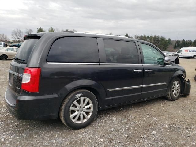 2015 Chrysler Town & Country Limited Platinum