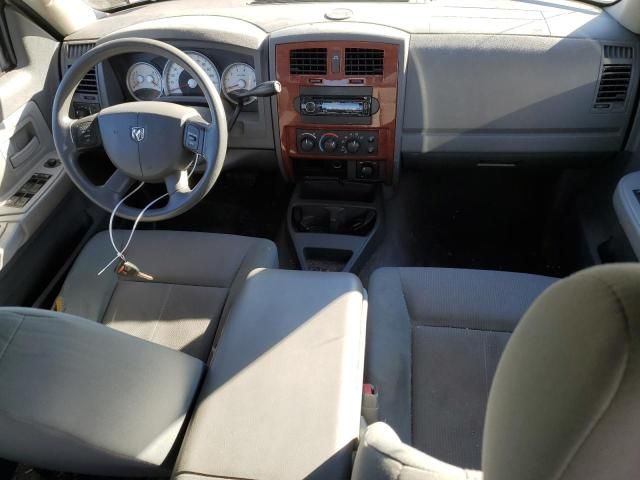 2005 Dodge Dakota Quad SLT