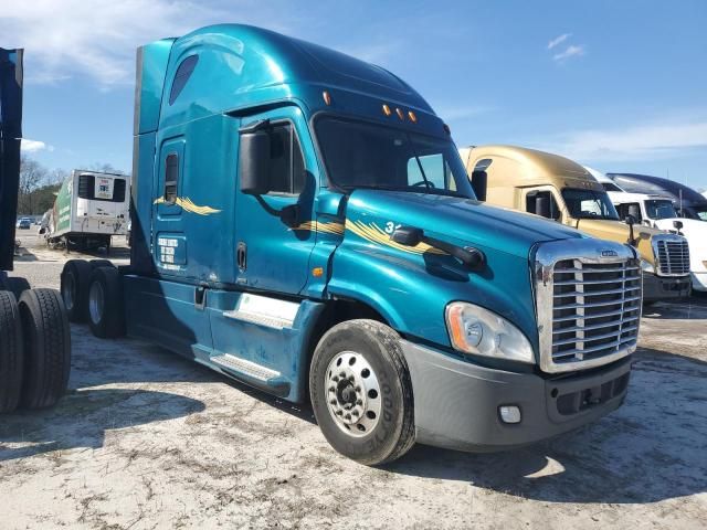 2015 Freightliner Cascadia 125