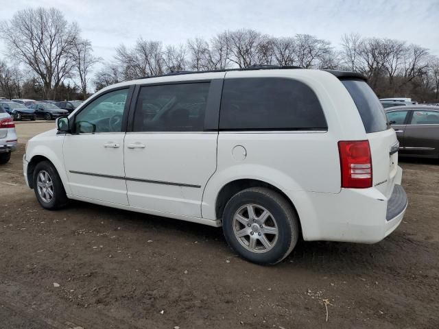 2010 Chrysler Town & Country Touring