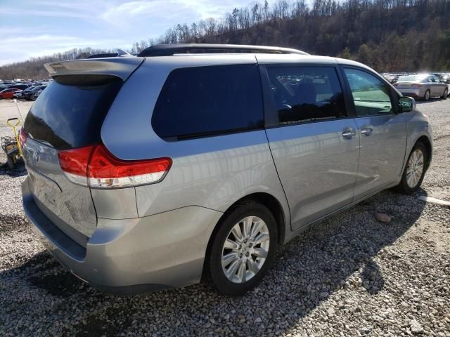 2012 Toyota Sienna XLE