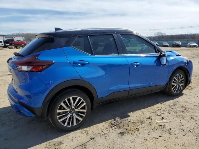 2022 Nissan Kicks SV