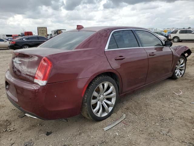 2016 Chrysler 300 Limited