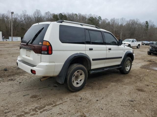 2004 Mitsubishi Montero Sport ES