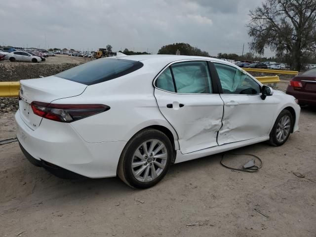 2022 Toyota Camry LE