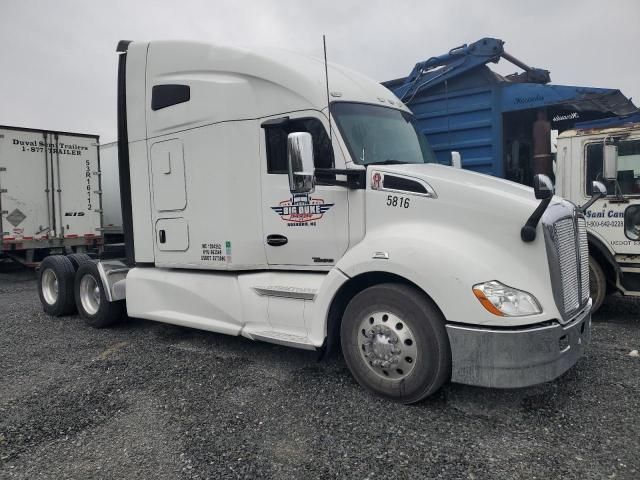 2018 Kenworth Construction T680