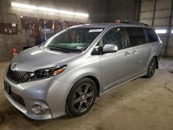 Toyota Sienna SE Vehiculos salvage en venta: 2017 Toyota Sienna SE