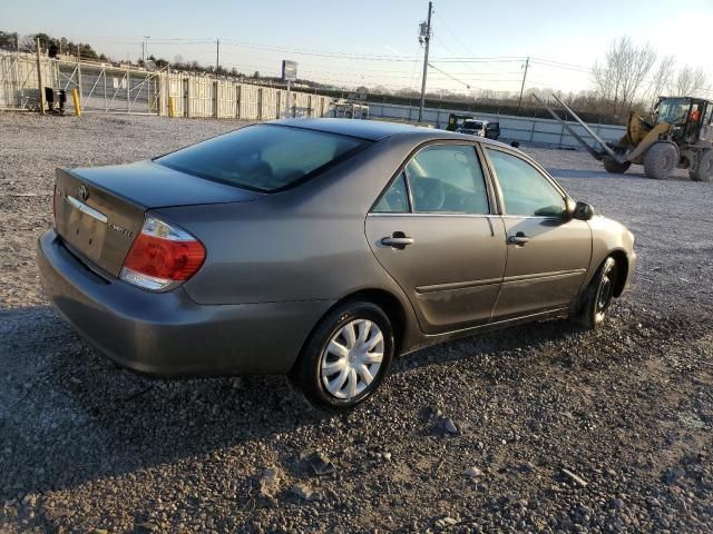 2005 Toyota Camry LE