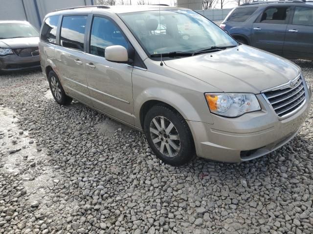 2009 Chrysler Town & Country Touring