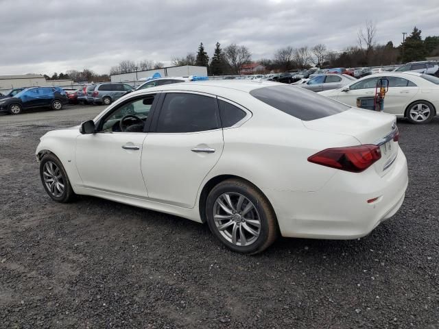 2016 Infiniti Q70 3.7