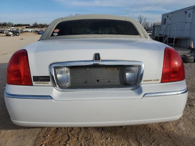 2006 Lincoln Town Car Signature