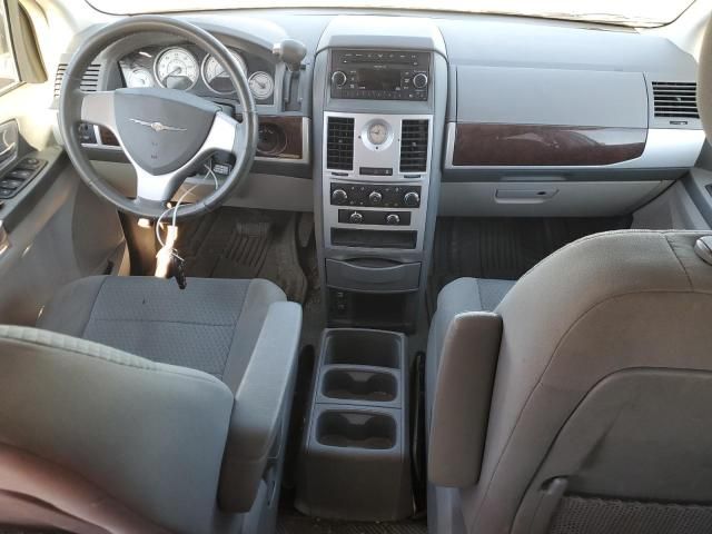 2009 Chrysler Town & Country Touring