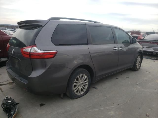 2015 Toyota Sienna XLE