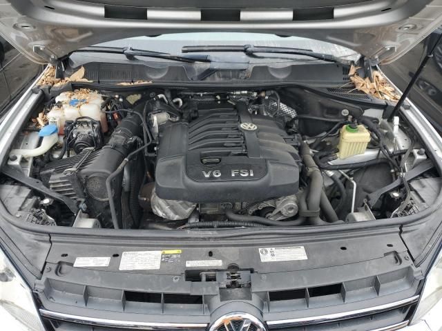 2014 Volkswagen Touareg V6