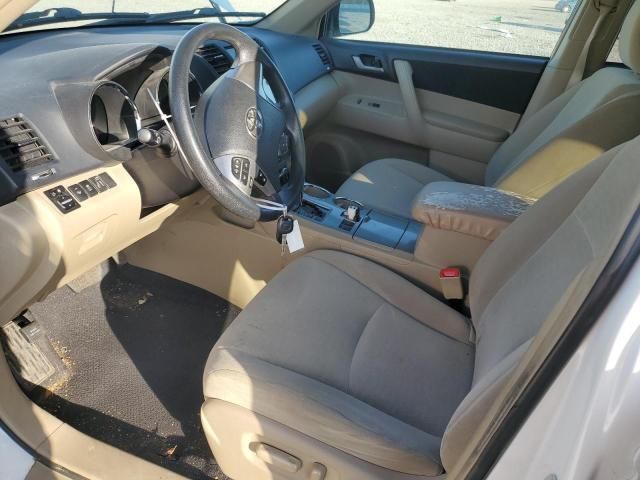 2013 Toyota Highlander Base