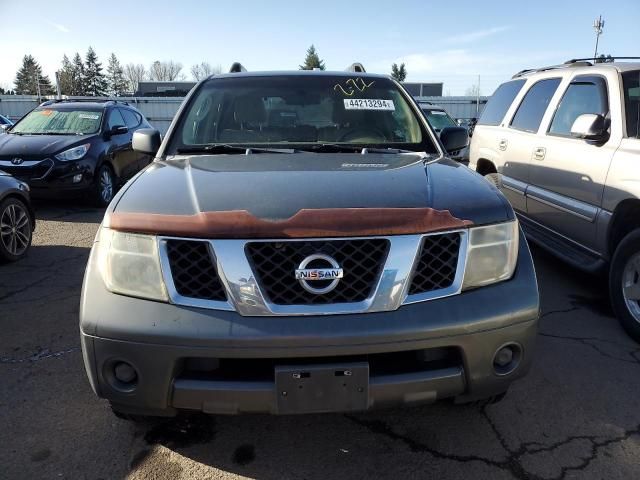 2006 Nissan Pathfinder LE