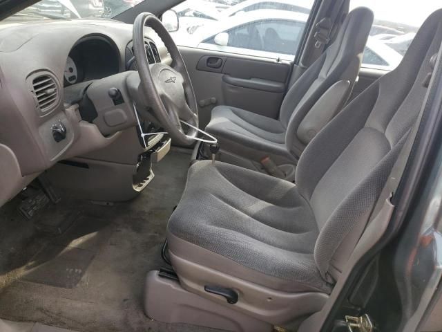 2002 Chrysler Voyager