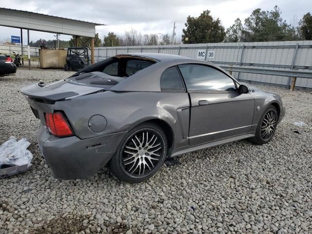 2004 Ford Mustang