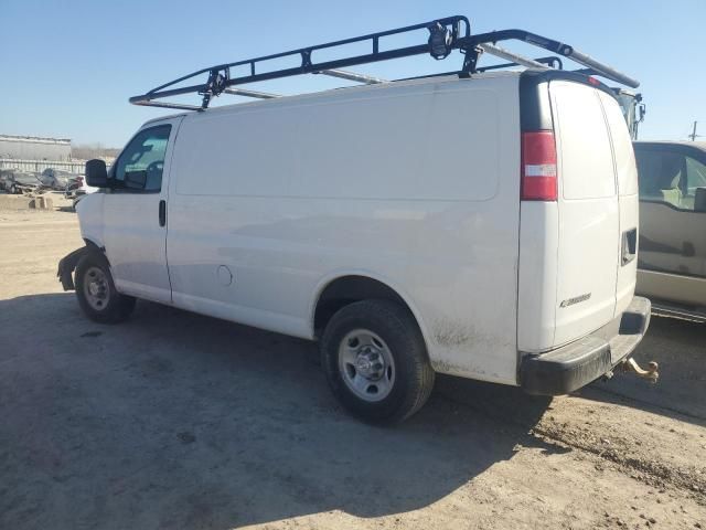 2017 Chevrolet Express G2500