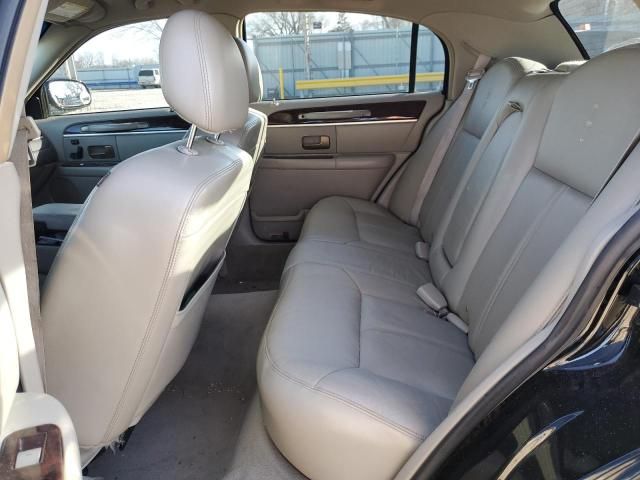 2009 Lincoln Town Car Signature Limited