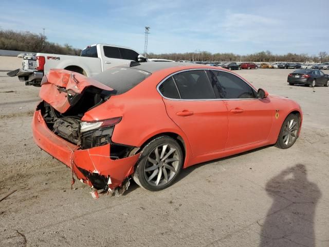 2017 Alfa Romeo Giulia Q4