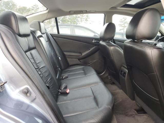 2010 Nissan Altima Base