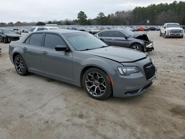 2017 Chrysler 300 Limited