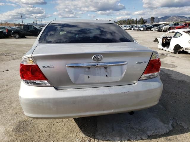 2005 Toyota Camry LE