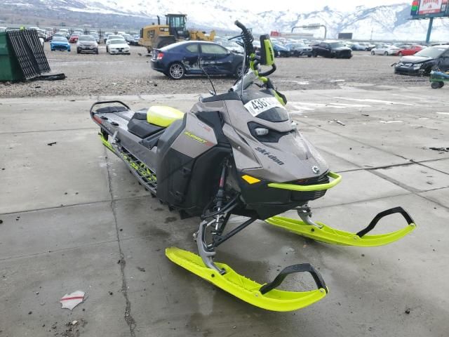 2023 Skidoo Snowmobile