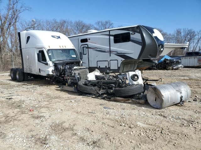 2022 Freightliner Cascadia 126