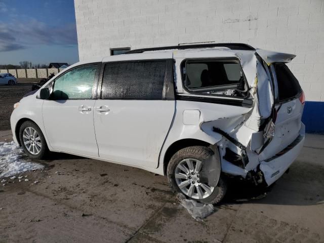 2014 Toyota Sienna XLE