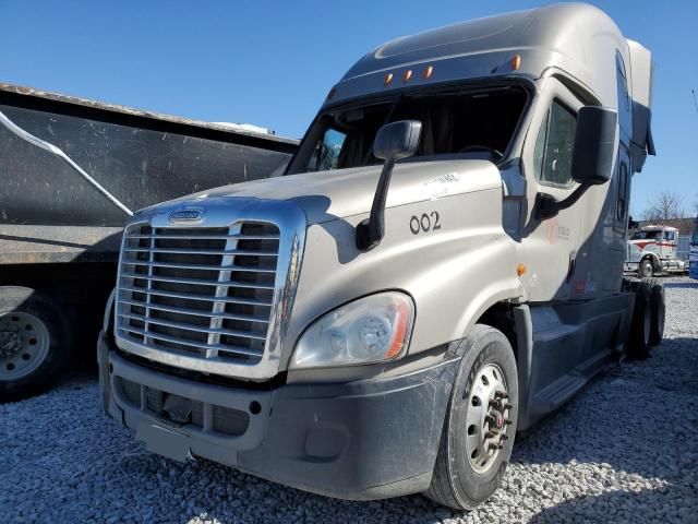 2017 Freightliner Cascadia 125