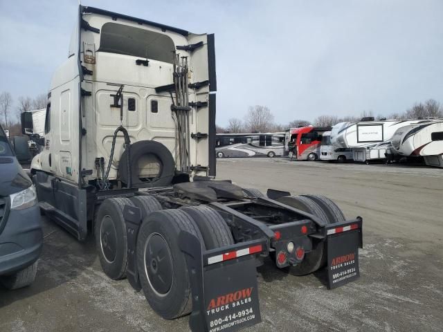 2015 Freightliner Cascadia 125