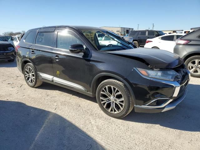 2016 Mitsubishi Outlander SE