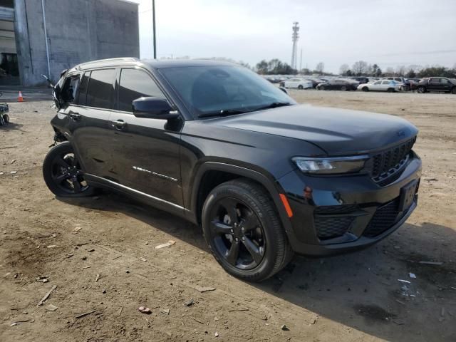 2023 Jeep Grand Cherokee Laredo