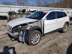 Carros salvage sin ofertas aún a la venta en subasta: 2017 Jeep Cherokee Limited